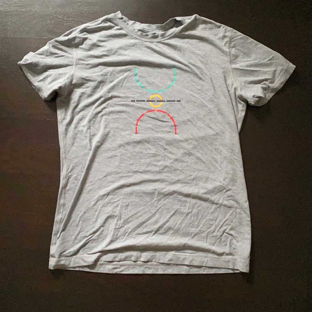 M Lululemon Tshirt